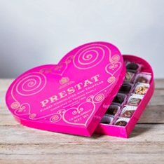 http://s7e5a.scene7.com/is/image/waitrose/FloristGiftsProductPod/714183_a_prestat-heart-box-assortment?