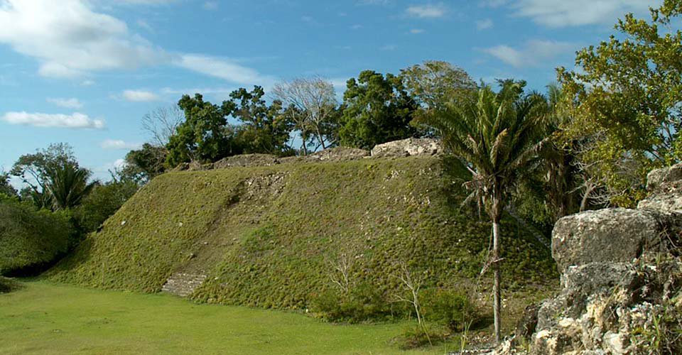 Mayastätte Altun Ha und gemütliche Flussfahrt