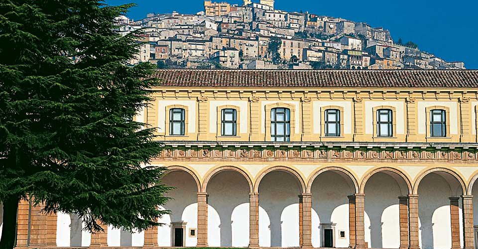 Vista dal chiostro