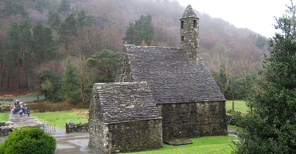 Klösterliches Glendalough und Herrenhaus Powerscourt 
