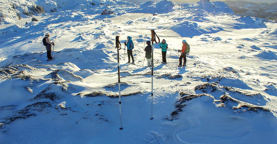 Schneeschuhwanderung auf dem Berg Ulriken