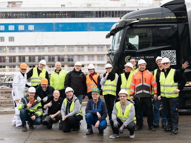 202503_AIDAdivaCrew_TeamHafenhilft_TeamDaimlerTruckAG_C_AIDACruises.jpg