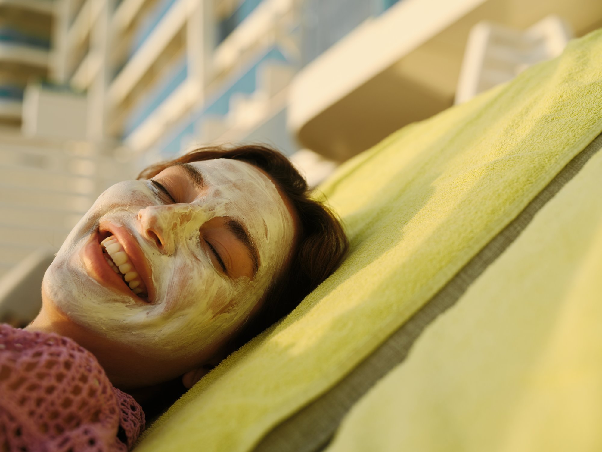 Mit Maske im Spa 
