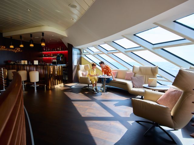 Shooting AIDAdiva Interieur und People, 04/2025