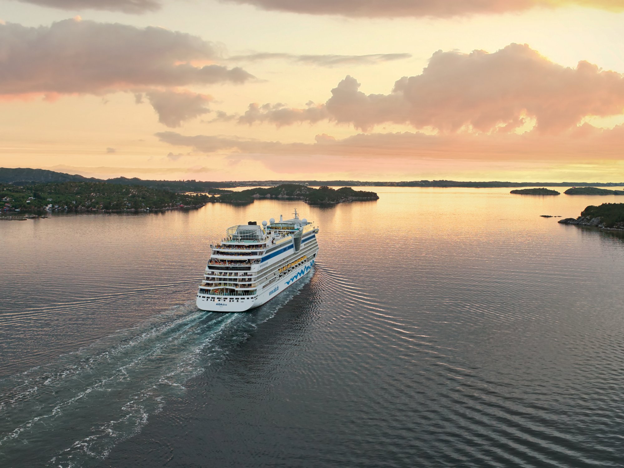 AIDAdiva in Schärengärten