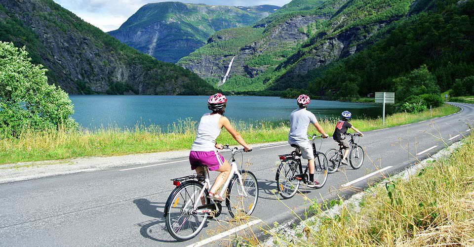 Die majestätische Bergwelt des Jotunheimen per E-Bike