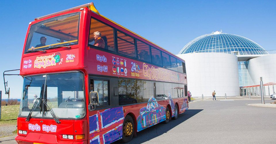 Hop-on-hop-off-Bus in Reykjavik
