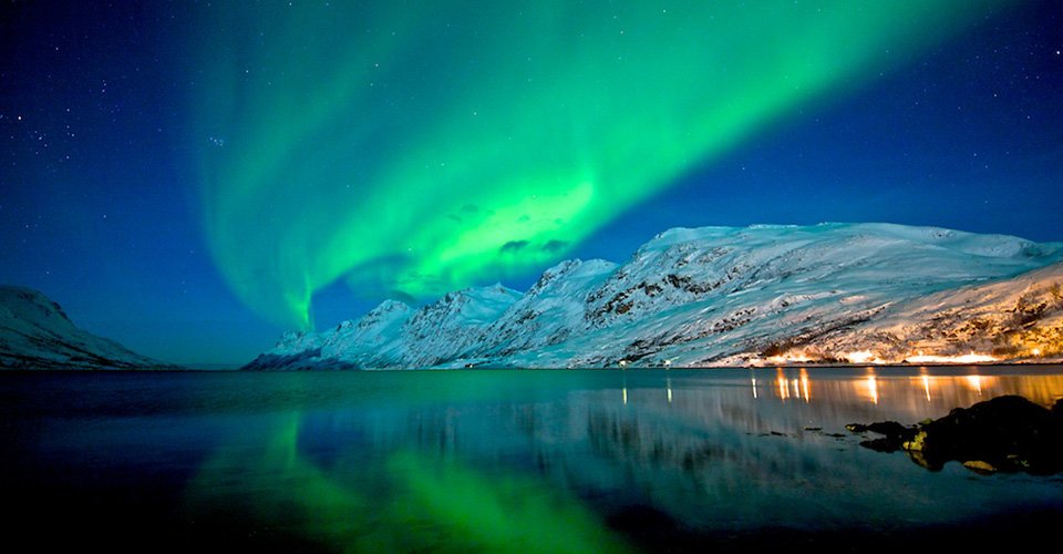 Mit dem Hybridkatamaran auf den Spuren der Nordlichter 