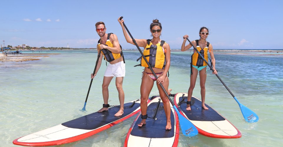 Stand-Up Paddle Abenteuer am Traumstrand