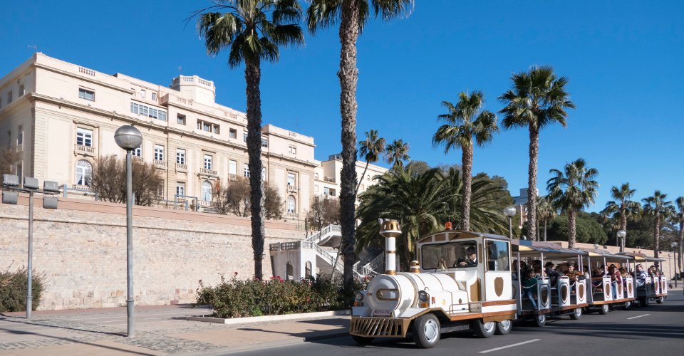 Mit der Bimmelbahn durch Cartagena
