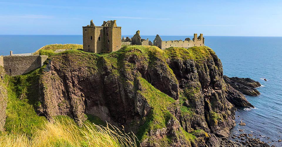 Klippenschloss Dunnottar und malerische Hafenstadt Stonehaven