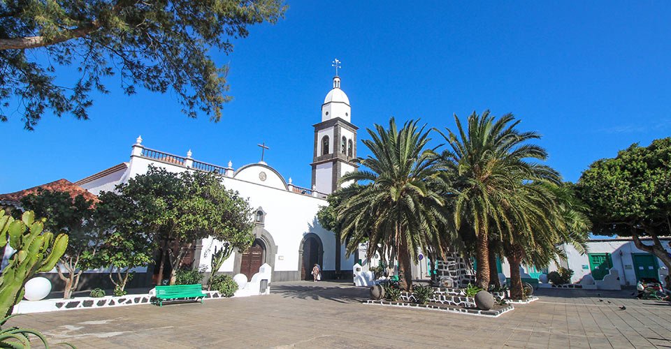 Arrecife - Iglesia de San Gines / Lanzarote / Canaries ( Espagne )