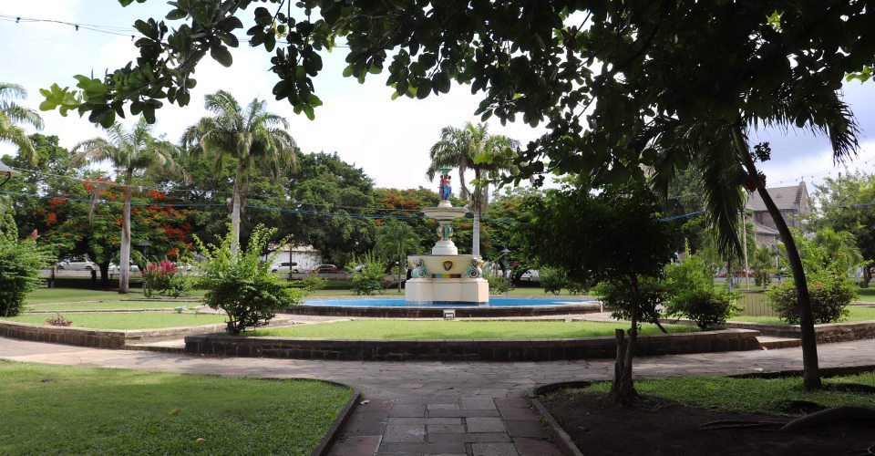 Spaziergang entlang der Highlights von Basseterre und Handwerksmarkt