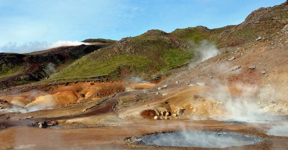 Geothermalgebiet Krýsuvík und Wikingerschiff