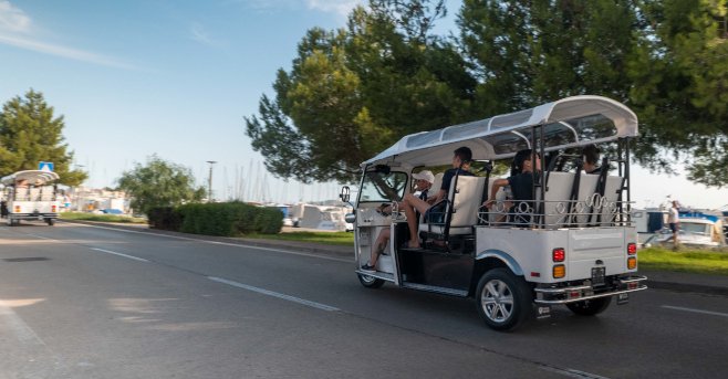 Mit dem Tuk-Tuk durch Zadar