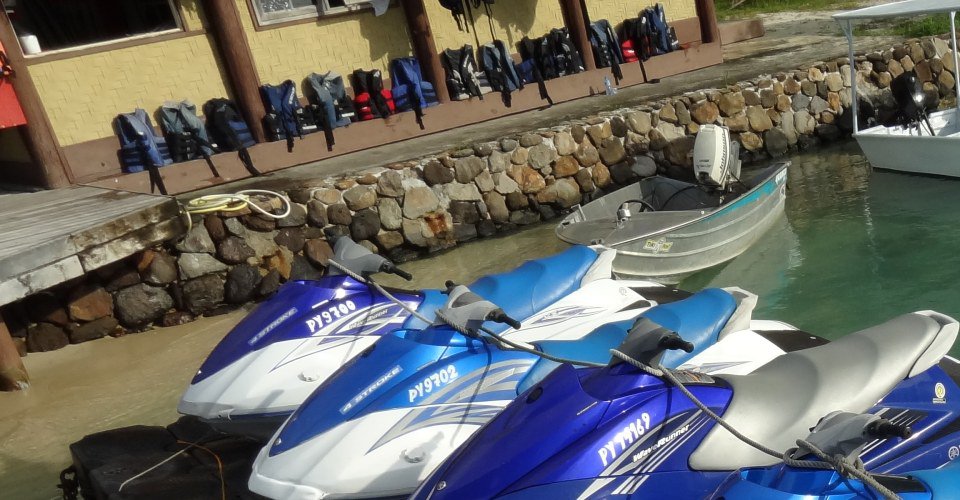 Mit dem Jet-Ski durch die Lagunen Mooreas
