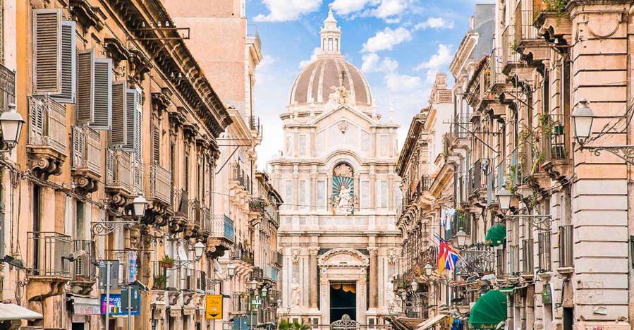 Spaziergang durch Catania und sizilianische Köstlichkeiten
