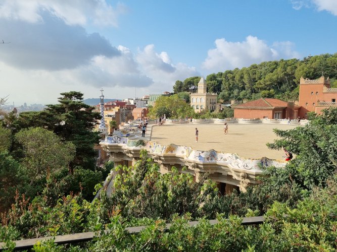 Fantasievoll: Gaudís Park Güell und Freizeit am Gotischen Viertel