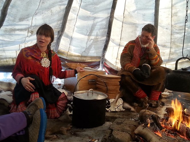 Zu Besuch im Sami-Camp