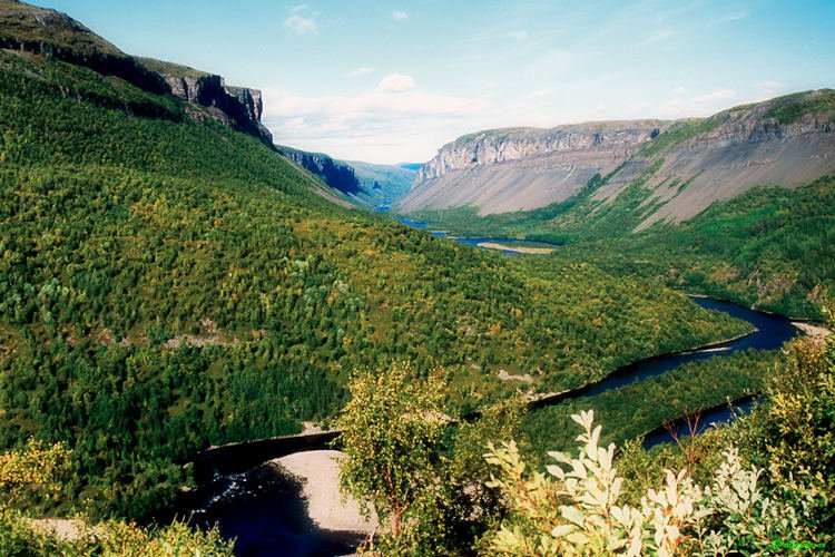 Sautso Canyon, Staudamm und Sami Camp