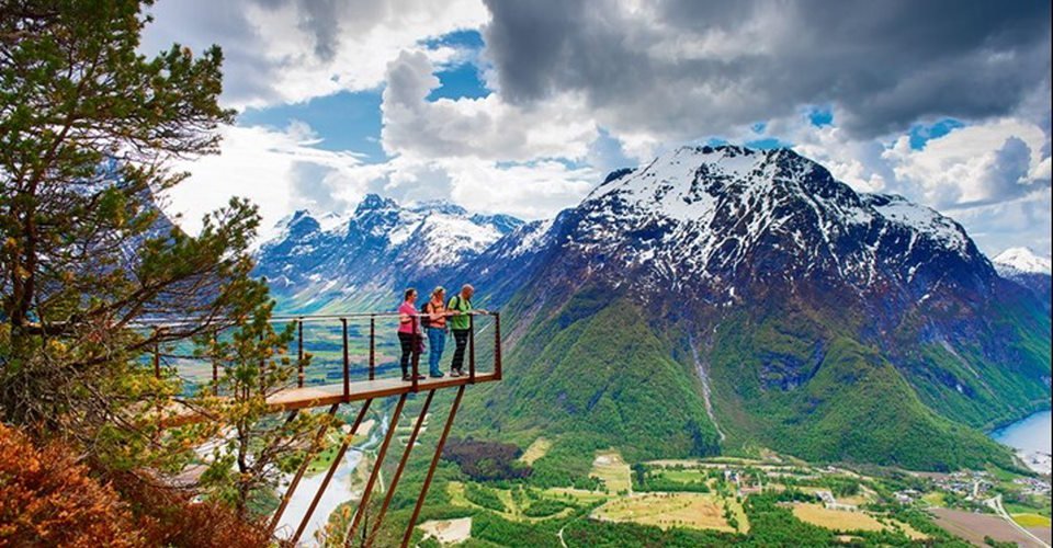 Wanderung zum Aussichtspunkt Romsdalstrappa