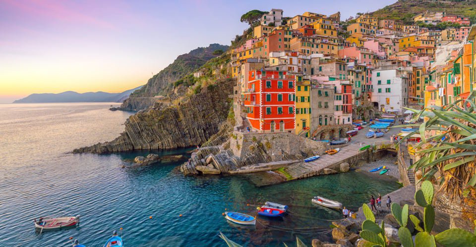 Riomaggiore, the first city of the Cique Terre sequence of hill cities in Liguria, Italy