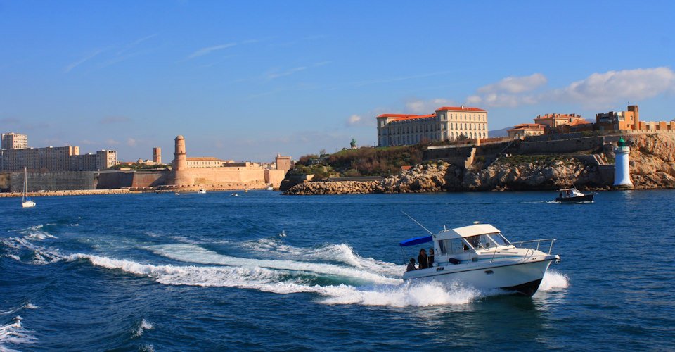 AIDA Bootcharter: Der Calanques-Nationalpark von der Wasserseite