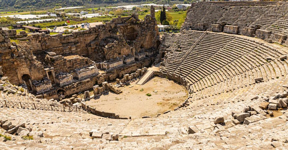 Rows of columns in Perge, Antalya, Turkey. Remains of colonnaded street in Pamphylian ancient city.