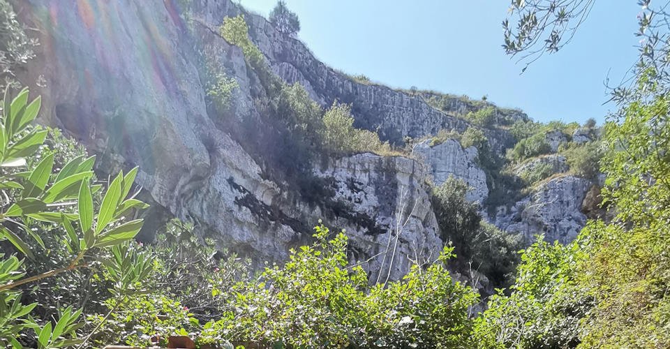 Wandern im UNESCO Welterbe: Felsennekropole Pantalica