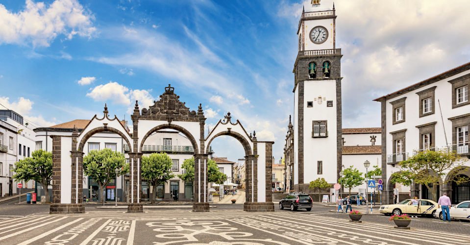 Portas da Cidade, the city symbol of Ponta Delgada in Sao Miguel Island in Azores, Portugal. Portas da Cidade (Gates to the City), Ponta Delgada, Sao Miguel.