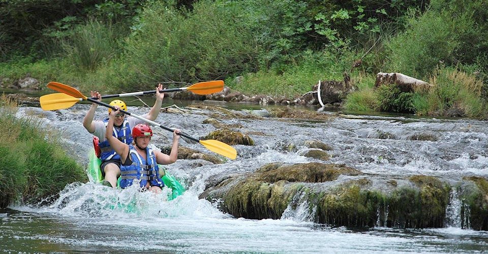 Natur erleben: Rafting- oder Kajaktour auf dem Fluss Zrmanja