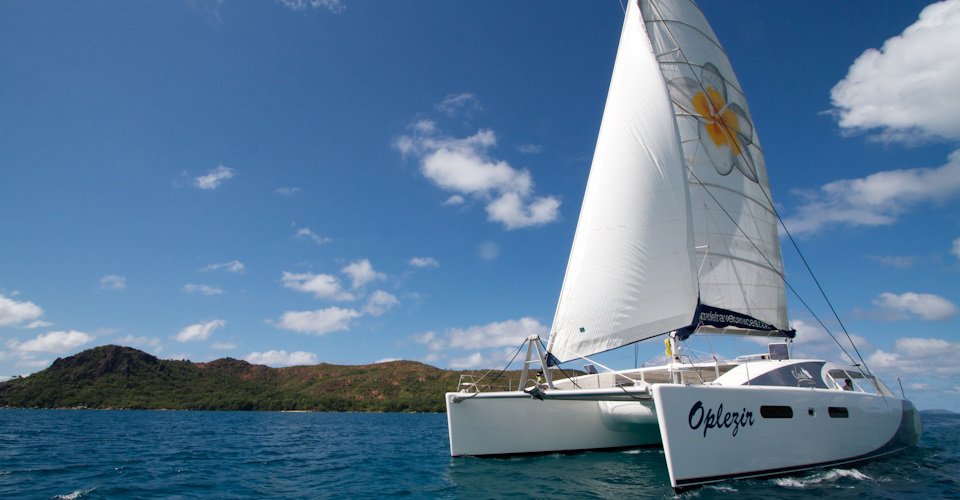 Catamaran O'Plezir, CTS