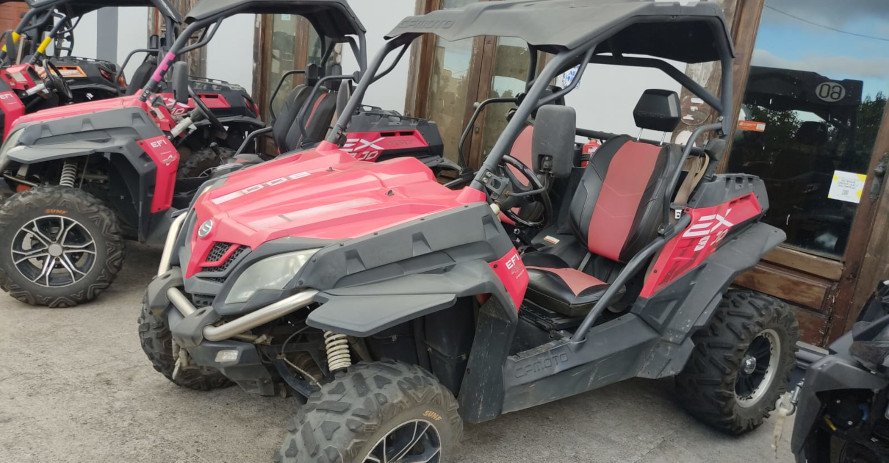 Fahrspaß: mit dem Buggy Gran Canarias Schluchten erkunden