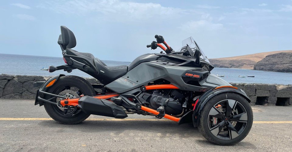 Mit dem Can-Am Spyder über die Insel