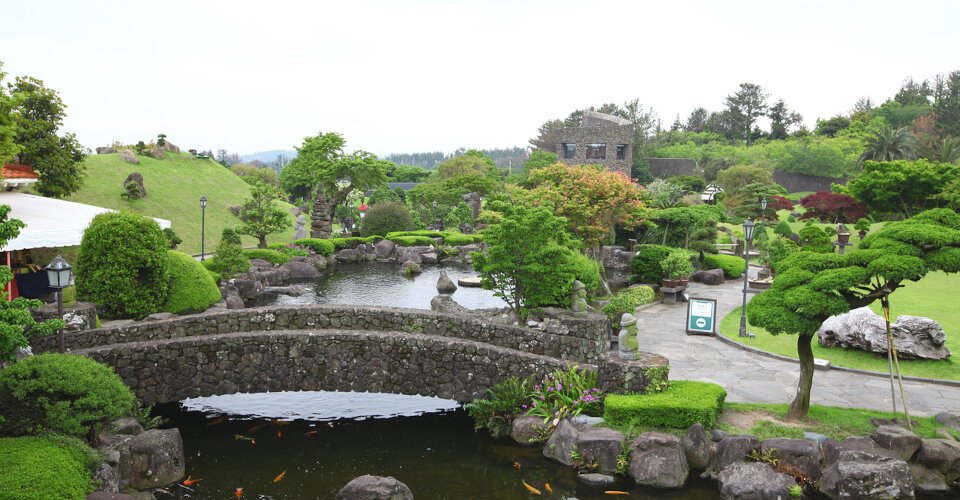 Kleines Paradies und O'Sulloc Tee Museum 