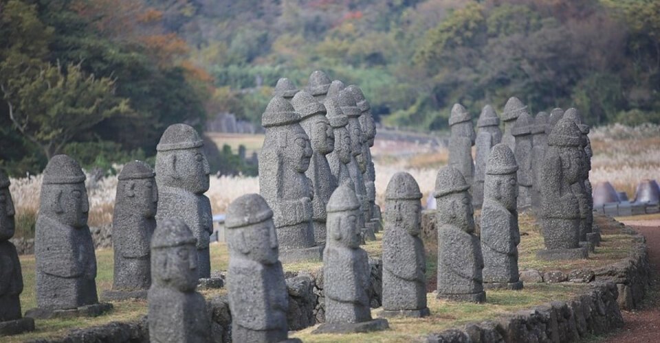 Steinpark Jeju und Seongup Folk Village