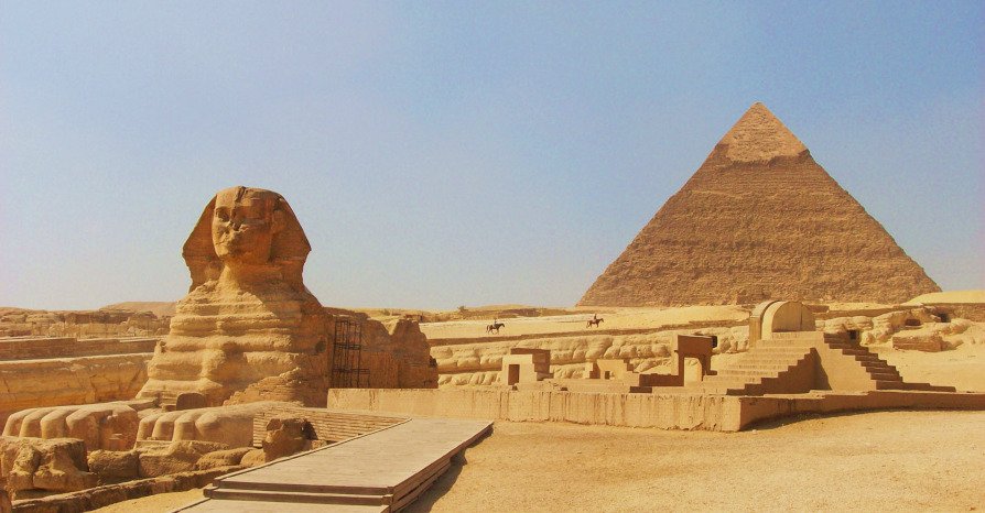 Die Pyramiden von Gizeh auf eigene Faust