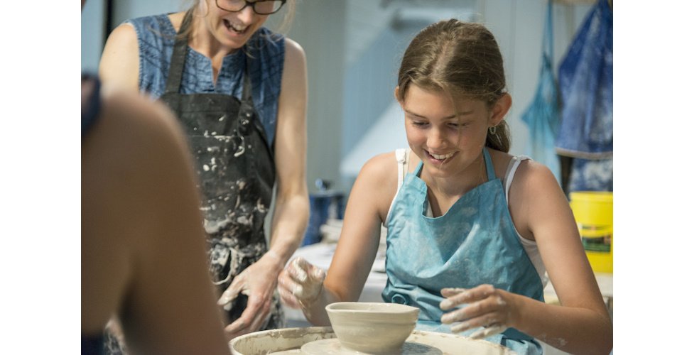 Kreativ: Ronne Stadt und Keramikworkshop