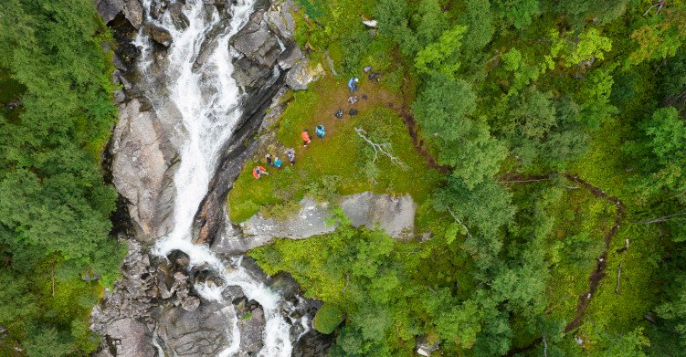 Panoramafahrt und Wanderung entlang der Wasserfälle 