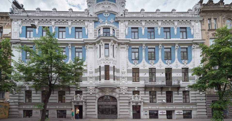 Lettonie (Pays Baltes), Riga, capitale européenne de la culture 2014, centre historique classé Patrimoine Mondial de l'UNESCO, immeuble Art Nouveau dans la rue Elizabetes // Latvia (Baltic States), Riga, European Capital of Culture 2014, the historic cent