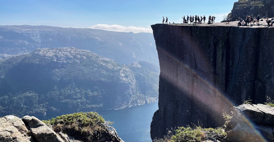 Adrenalin pur: Rasante Bootsfahrt und Wanderung auf den Preikestolen