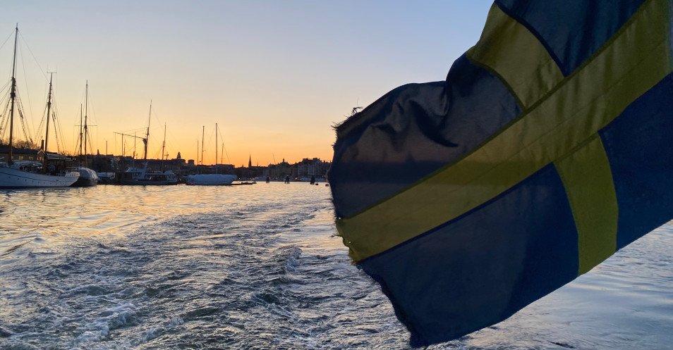 Abendliche Bootsfahrt durch Stockholm