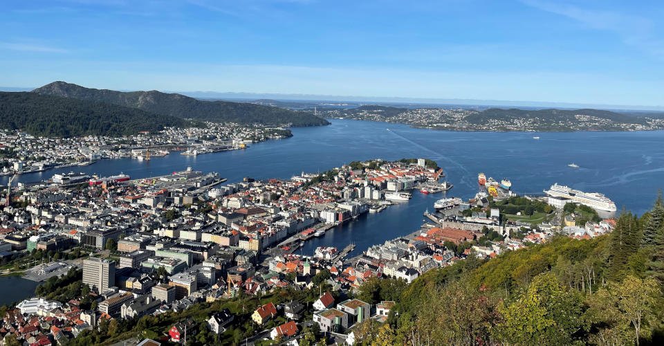 Bergen und Fløi-Bahn