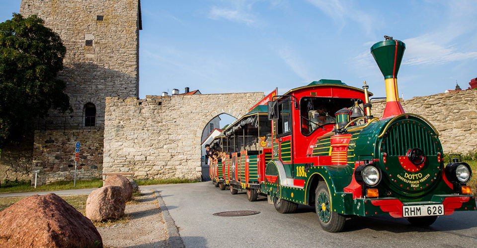 Mit der Bimmelbahn durch Visby