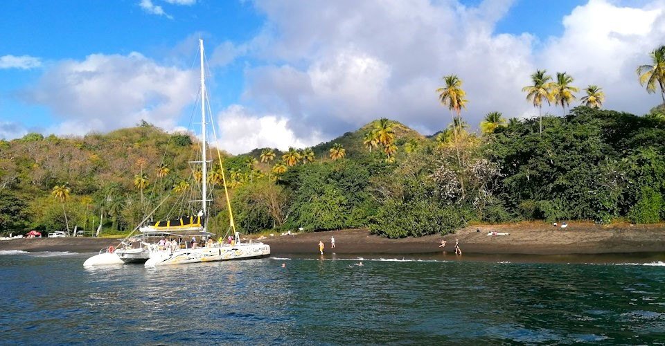 St. Vincent zu Wasser und zu Land mit Strandparty