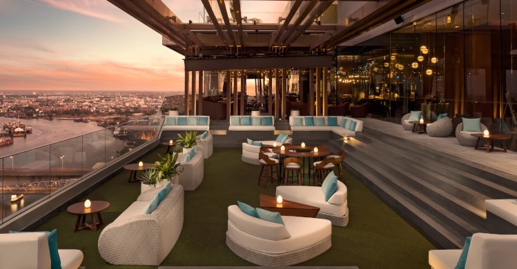 Bangkok Rooftop Bar und Riverside Dinner