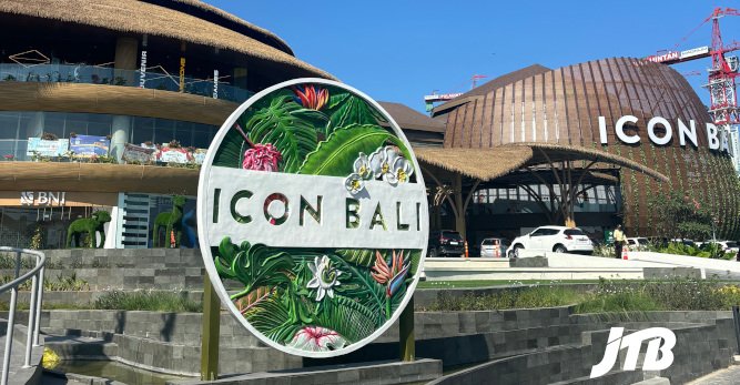 TOUR OPERATOR GATEWAY - Iconic exterior design of the Icon Bali building with lush green surroundings