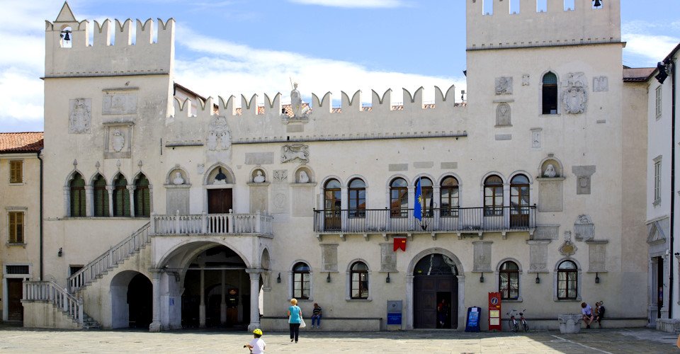Koper zu Fuß erleben