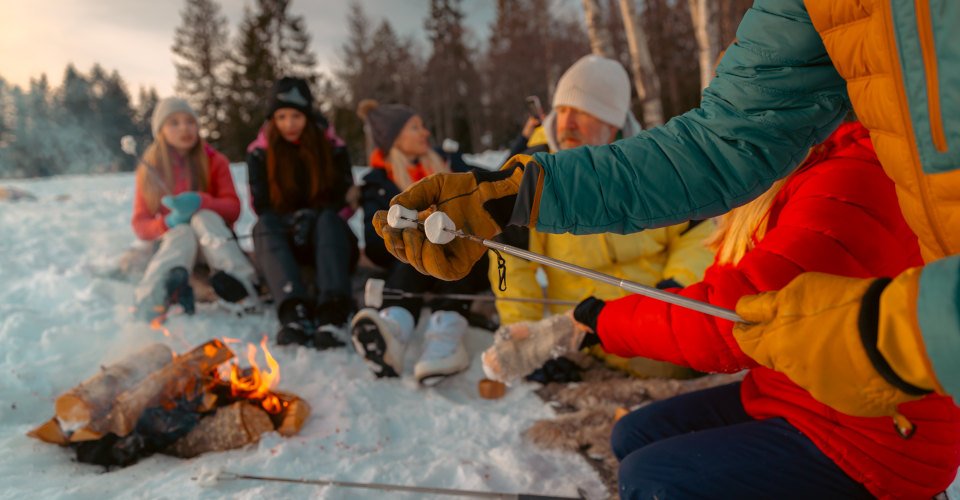 Natur pur: Wanderung und Lagerfeuer
