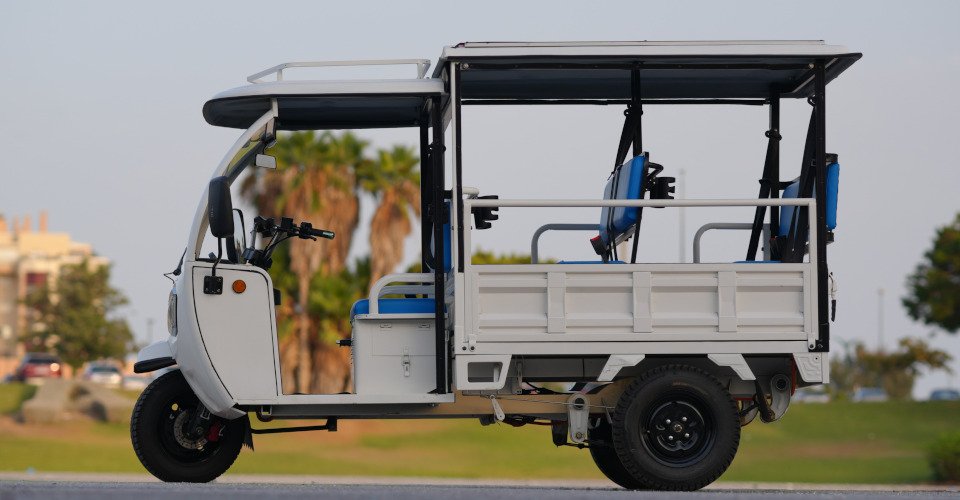 Malaga per Tuk-Tuk erleben